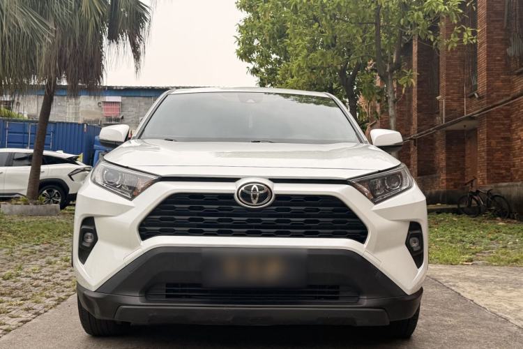 Used Toyota RAV4 2023 2.0L CVT Two-Wheel Drive Urban Edition Exterior 5