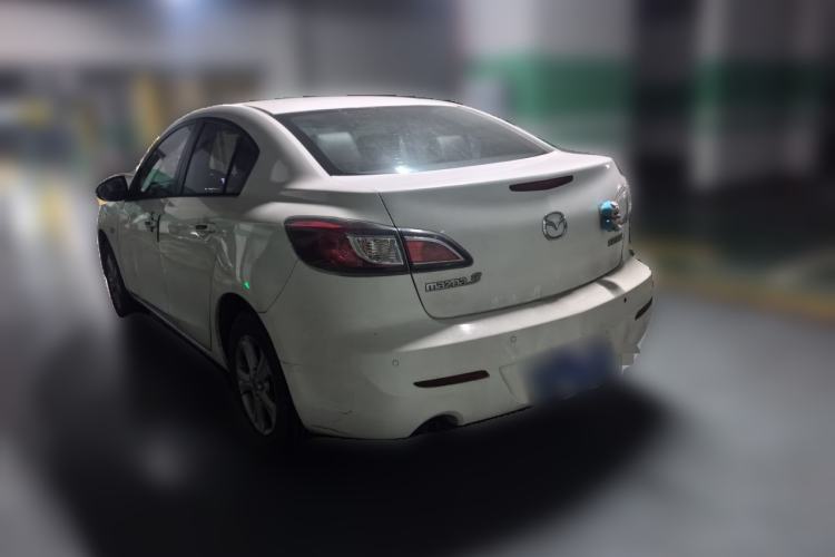 Used Mazda 3 2015 Sedan 1.6L Automatic Elite Model
