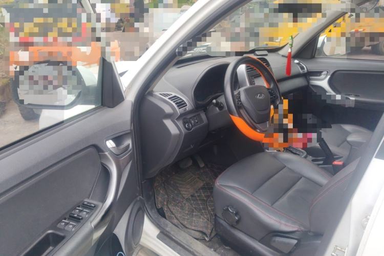 Used Chery Tiggo 3 2015 1.6L CVT ZhiShang Commemorative Edition