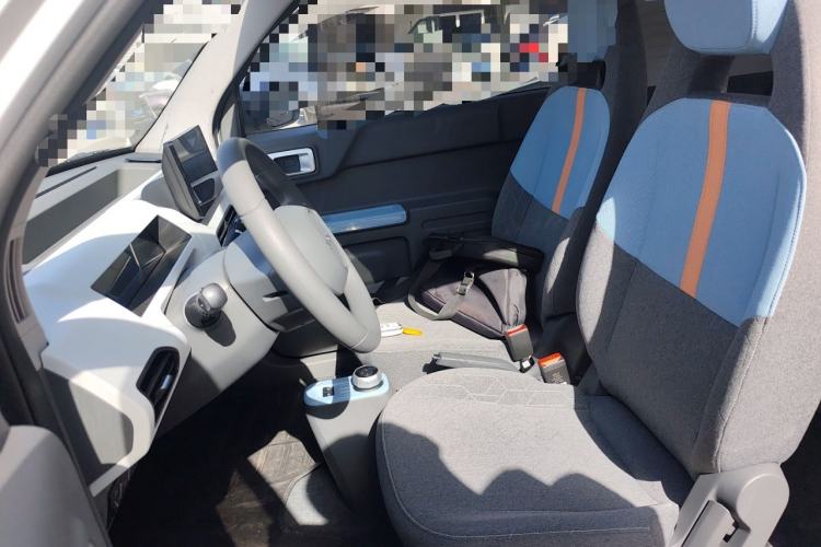 Used Geely Galaxy Panda 2023 Panda Mini 120km Asian Games Edition
