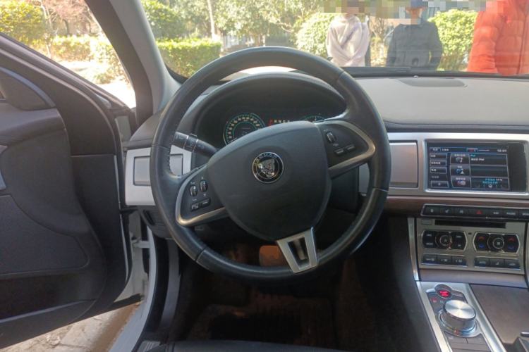 Used Jaguar XF 2015 XF 2.0T 80th Anniversary Collector's Edition