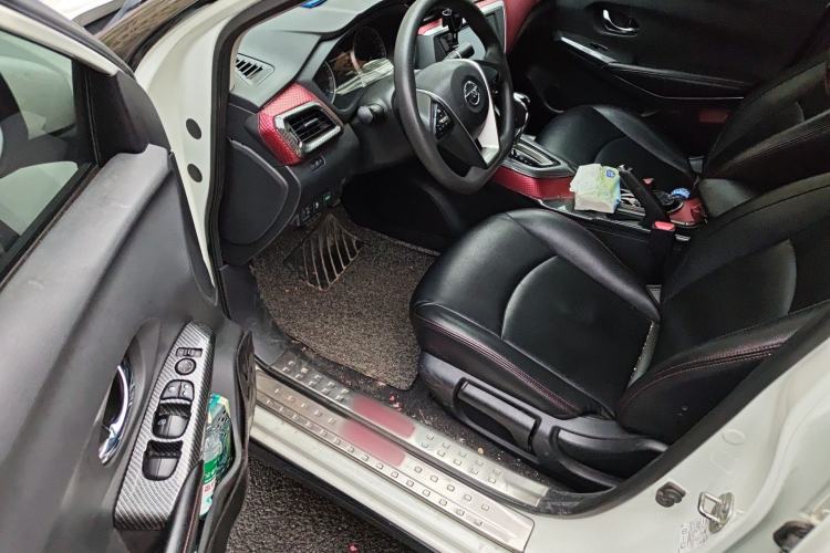 Used Nissan Lannia 2016 1.6L CVT Smart Cool Edition
