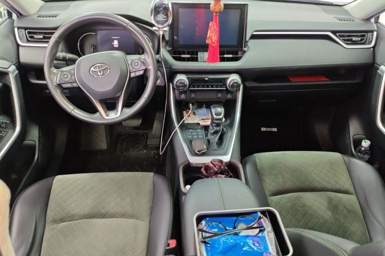 Used Toyota RAV4 2022 2.0L CVT 4x4 Style Plus Edition