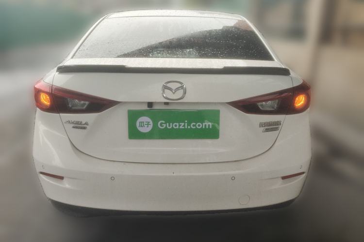 Used Mazda 3 Axela 2017 Sedan 1.5L Automatic Luxury Model China VI Standard Rear