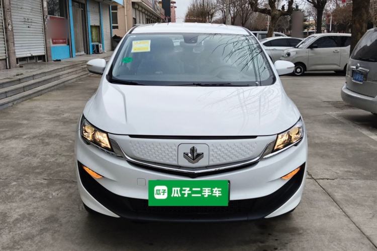 Used Livan Maple 80v L 2024 515 km Range 7 Seats
