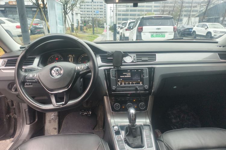 Used Volkswagen Passat 2017 280TSI DSG Luxury Edition