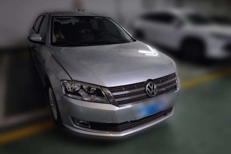 Used Volkswagen Lavida 2013 1.6L Automatic Comfort Edition Front Right 45 Deg