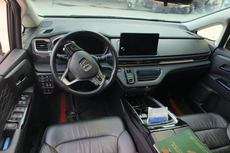 Used Honda Elysion 2022 2.0L eHEV Luxury Edition Center Console