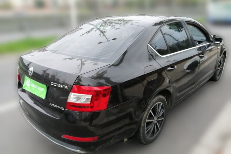 Used Skoda Octavia 2017 1.6L Automatic Smart Drive Edition Rear Right 45 Deg