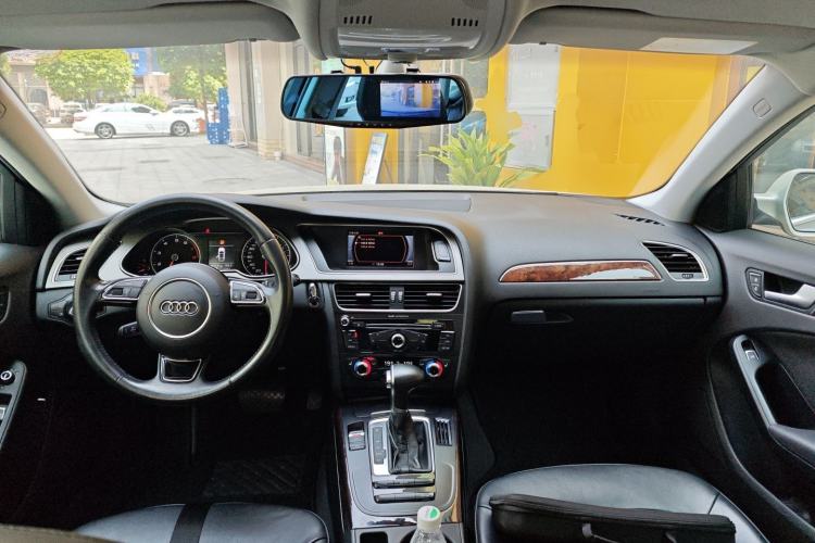 Used Audi A4L 2015 35 TFSI Automatic Comfort Model
