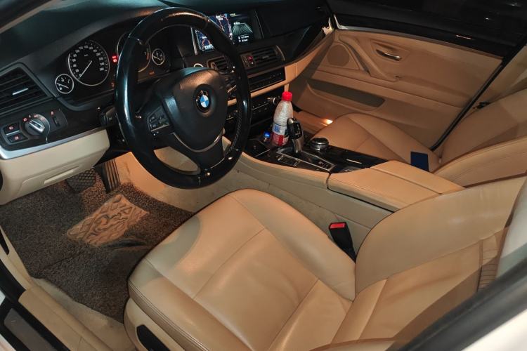 Used BMW 5 Series 2014 525Li Luxury Design Package
