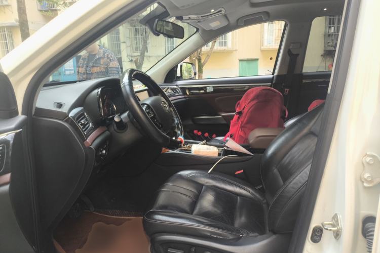 Used GAC Trumpchi GS8 2017 320T Two-Wheel Drive Luxury Smart Connectivity Version (7 Seats) Left Front Seat