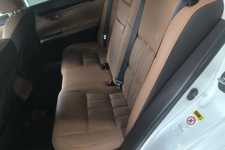 Used Lexus ES 2016 250 Midnight Special Limited Edition Left Rear Seat