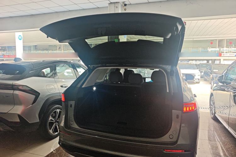 Used Chery Tiggo 9 C-DM 2025 1.5T 106KM Ultra-Comfort Edition 5 Seats Lithium-NMC
