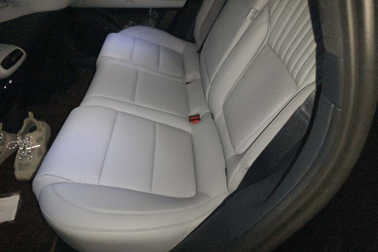 Used Lynk & Co Z10 2025 95 kWh 766 km Range Rear-Wheel Drive Max
