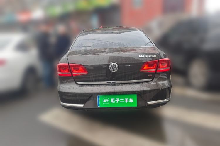 Used Volkswagen Magotan 2013 1.8TSI Prestige Model Rear