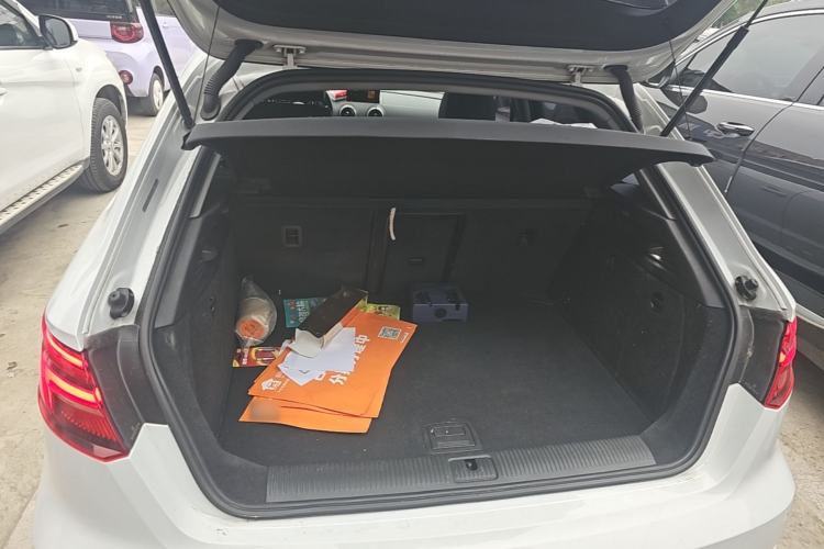 Used Audi A3 2018 30th Anniversary Edition Sportback 35 TFSI Fashion Model
