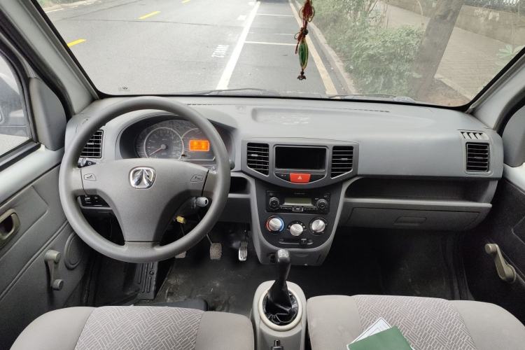 Used BAIC Weiwang 306 2011 1.3L Comfort version 7 seats