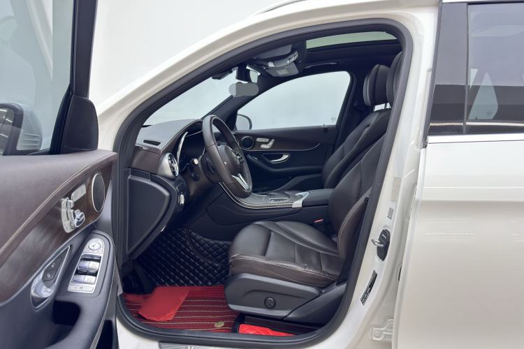 Used Mercedes-Benz GLC 2021 GLC 260 L 4MATIC Luxury Model
