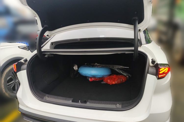 Used Geely Galaxy L6 2024 125km PLUS Dragon Edition