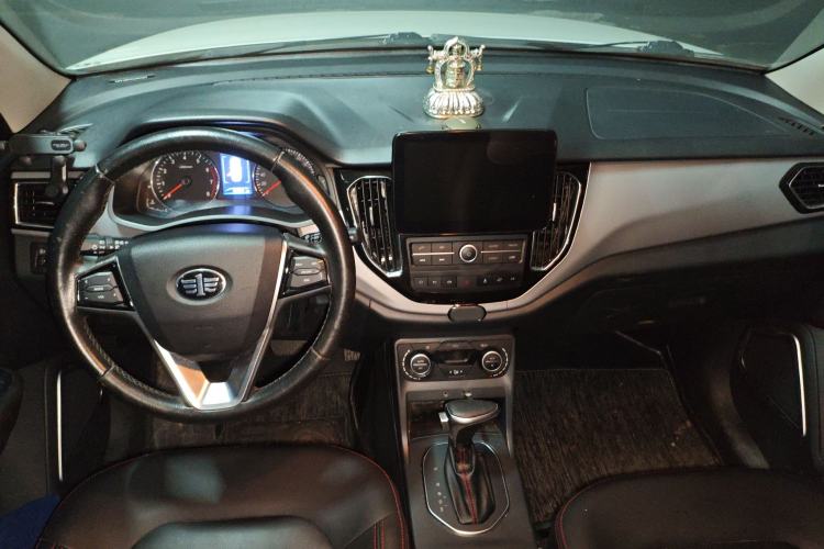 Used FAW Senya R7 2017 1.6L Automatic Smart Version