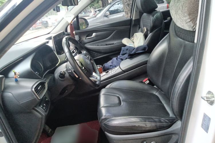 Used Hyundai Santa Fe 2019 380 TGDi DLX Automatic All-Wheel Drive Prestige (HTRAC) China V-standard Left Front Seat