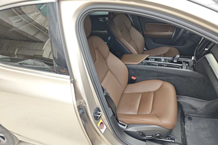 Used Volvo S60 2024 B4 Zhiyi Luxury Edition Right Front Seat