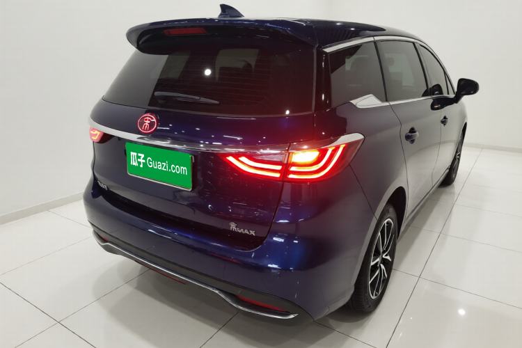 Used BYD Song MAX 2017 1.5T Automatic Smart Connect Luxury 7-Seater