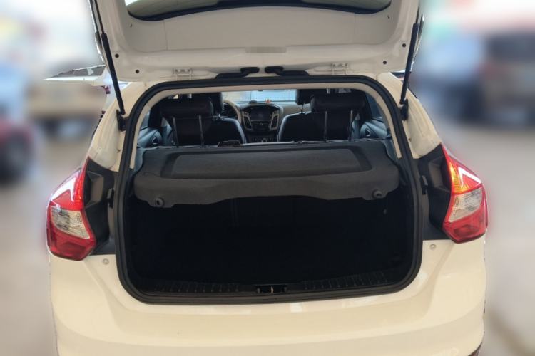 Used Ford Focus 2012 Hatchback 1.6L Automatic Comfort Model Trunk