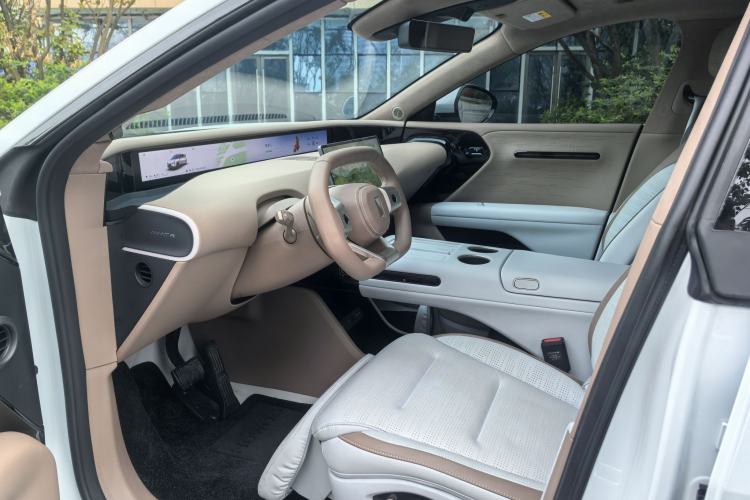 Used Avatr 07 2024 Max Extended-Range Edition
