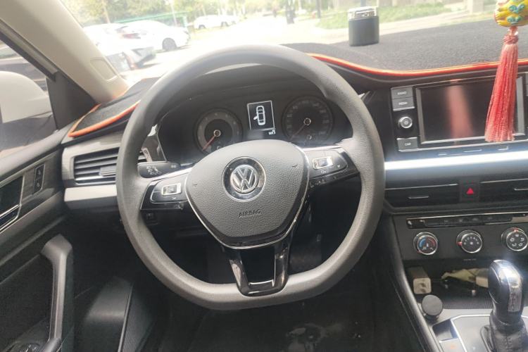 Used Volkswagen Lavida 2019 1.5L Automatic Comfort Edition China VI Standard