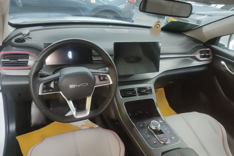 Used BYD Destroyer 05 2023 Champion Edition DM-i 55KM Luxury Model Center Console