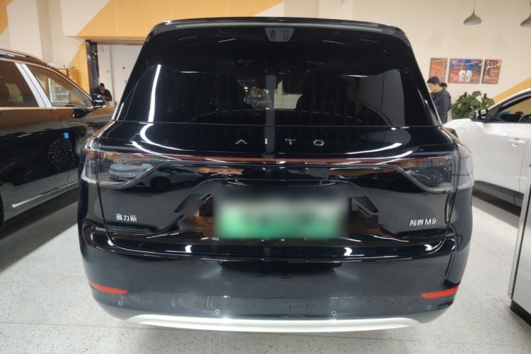 Used Hima AITO M9 2025 Extended-Range Ultra Version 52 kWh 6-Seater