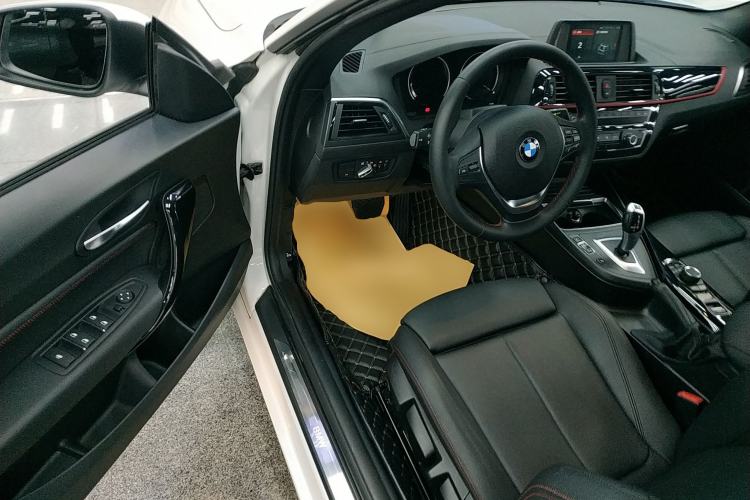 Used BMW 2 Series (Import) 2018 220i Convertible Coupe Sports Design Package
