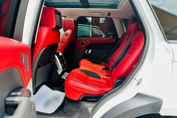 Used Land Rover Range Rover Sport 2019 3.0 L6 HSE DYNAMIC
