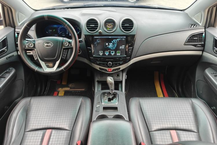 Used BYD S7 2015 2.0T Automatic Flagship Edition
