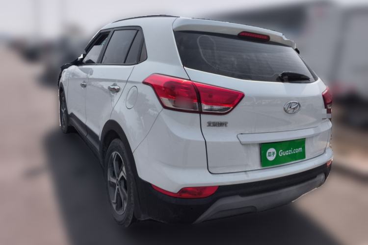 Used Hyundai ix25 2017 1.6L Automatic Smart Version Rear Left 45 Deg