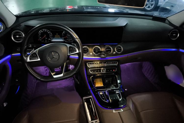 Used Mercedes-Benz E-Class 2016 E 300 L Sporty and Stylish Model
