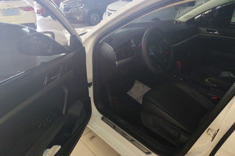 Used Volkswagen Lavida 2019 1.5L Automatic Comfort Edition China VI Standard Driver Seat