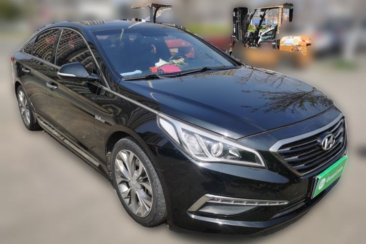 Used Hyundai Sonata 2015 1.6T GLX Advanced Model Front Right 45 Deg