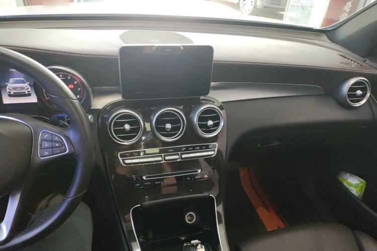 Used Mercedes-Benz GLC 2017 GLC 260 4MATIC Dynamic Edition
