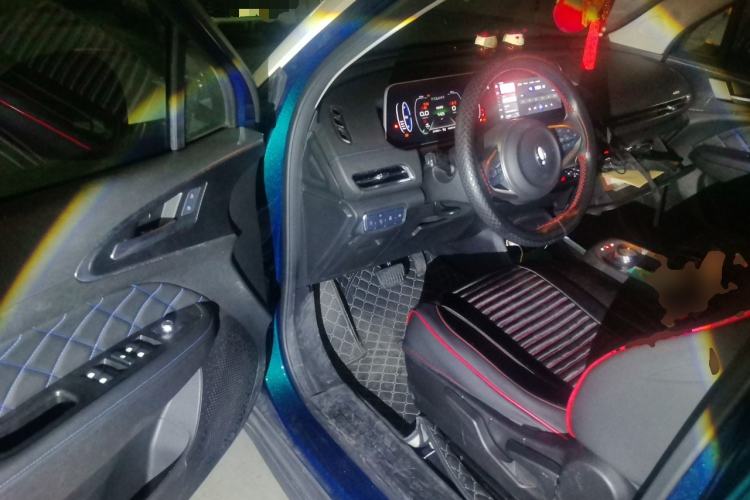 Used ORA Good Cat 2021 400km Standard Range Muse Edition Lithium-Ion Battery Driver Seat