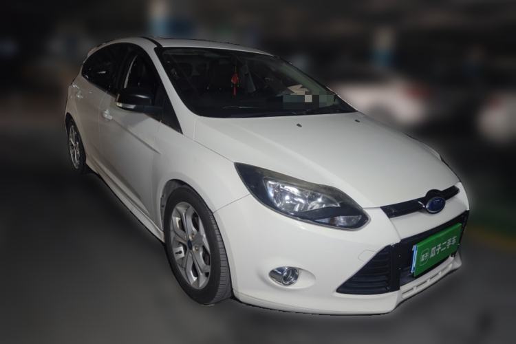 Used Ford Focus 2012 Hatchback 2.0L Automatic Luxury Sport Model Front Right 45 Deg