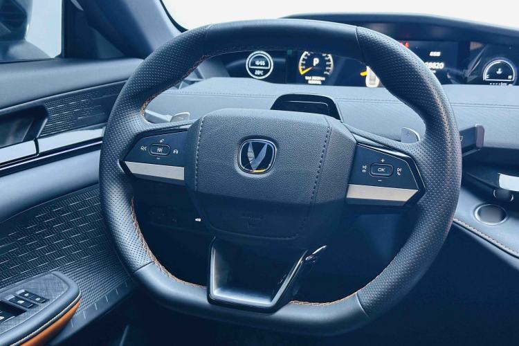 Used CHANGAN UNI-V 2023 1.5T Prestige Model
