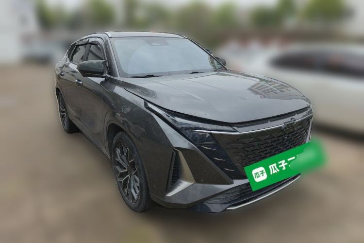 Used CHANGAN OSHAN Z6 2022 Blue Whale 1.5T DCT Smart Navigation Model Front Right 45 Deg