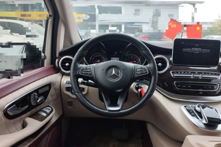 Used Mercedes-Benz V-Class 2018 V 260 L Prestige Extended Version China VI