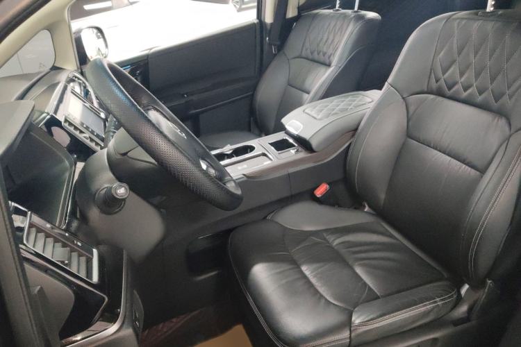 Used Honda Elysion 2019 2.0L Hybrid Supreme Edition
