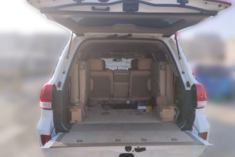 Used Toyota Land Cruiser 2010 4.7L Automatic VX
