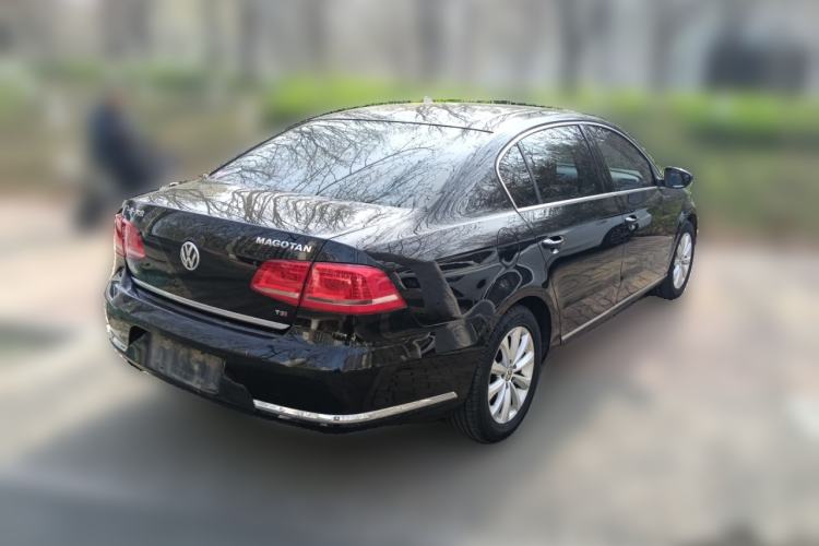 Used Volkswagen Magotan 2012 Revised 1.8TSI Luxury Version Rear Right 45 Deg