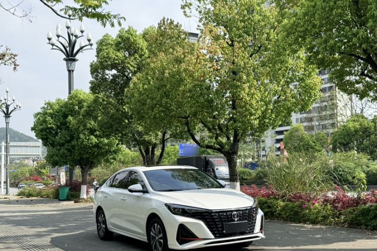 Used CHANGAN Eado 2024 PLUS Blue Whale NE 1.4T GDI DCT High-Energy Edition
